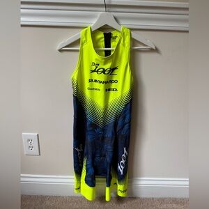 Zoot women’s 2023 team sleeveless tri kit